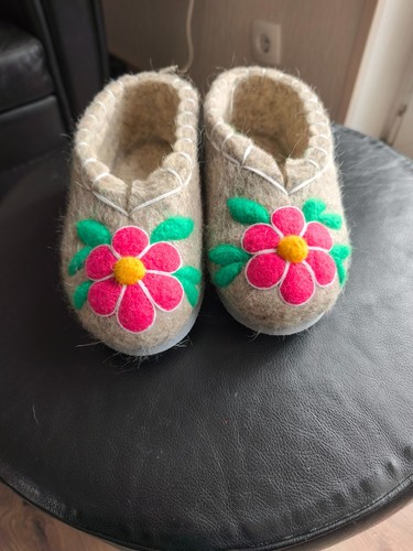 Handgemachte filzpantoffeln - handgemachte,